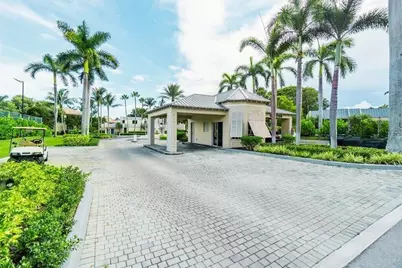 9 Royal Palm Way #2010, Boca Raton, FL 33432 - Photo 1