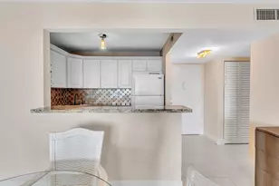 1421 S Ocean Blvd, Pompano Beach, FL 33062 - Photo 19