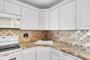 1421 S Ocean Blvd, Pompano Beach, FL 33062 - Photo 21