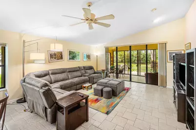 4820 Boxwood Circle, Boynton Beach, FL 33436 - Photo 7