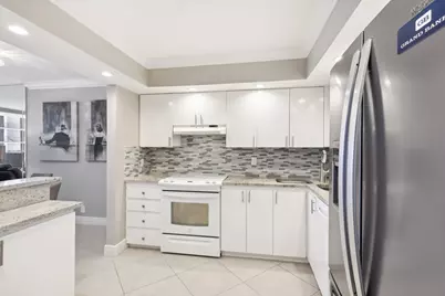 5440 N Ocean Drive #903, Singer Island, FL 33404 - Photo 23