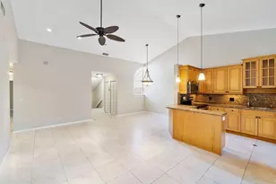 17270 Boca Club Blvd, Boca Raton, FL 33487 - Photo 7