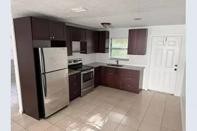 336 NE 12th Avenue, Boynton Beach, FL 33435 - Photo 1