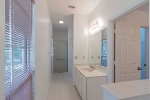 1027 Mangrove Ln, Vero Beach, FL 32963 - Photo 5