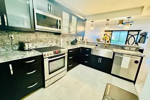 13 Royal Palm Way, Boca Raton, FL 33432 - Photo 11