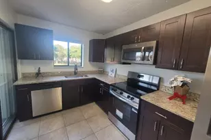 5917 Via Vermilya, Lake Worth, FL 33462 - Photo 25