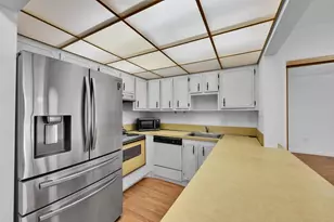 7100 NW 17th St, Plantation, FL 33313 - Photo 1