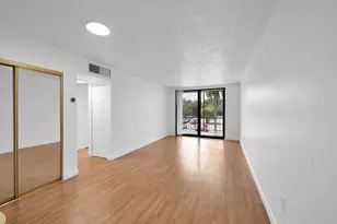 7100 NW 17th St, Plantation, FL 33313 - Photo 9