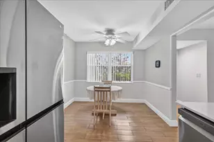 7633 Tahiti Ln, Lake Worth, FL 33467 - Photo 11