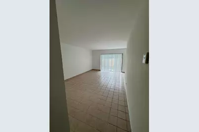 417 E Palm Cir Circle E #417, Pembroke Pines, FL 33025 - Photo 15