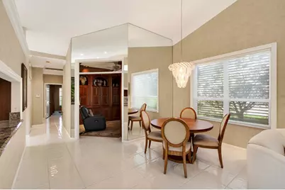 8864 Shoal Creek Lane, Boynton Beach, FL 33472 - Photo 9