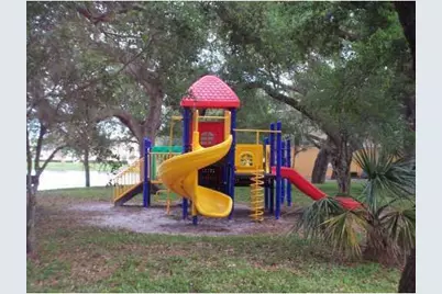 3700 N 56th Avenue #1033, Hollywood, FL 33021 - Photo 9
