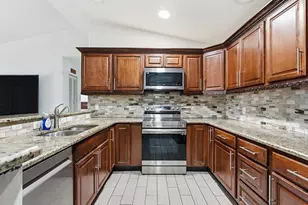 2301 SW Barber Ln, Port Saint Lucie, FL 34984 - Photo 11