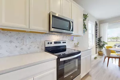 6624 NW Cloverdale Avenue, Port Saint Lucie, FL 34987 - Photo 19