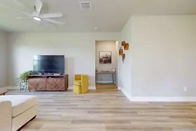 6624 NW Cloverdale Avenue, Port Saint Lucie, FL 34987 - Photo 19