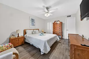 211 Lake Dora Dr, West Palm Beach, FL 33411 - Photo 7