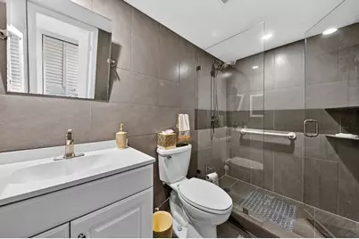 211 Lake Dora Drive, West Palm Beach, FL 33411 - Photo 9