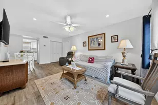 211 Lake Dora Dr, West Palm Beach, FL 33411 - Photo 5