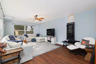 8142 Bridgewater Court #42c, Lake Clarke Shores, FL 33406 - Photo 3