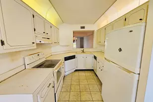 23385 Barwood Ln, Boca Raton, FL 33428 - Photo 7