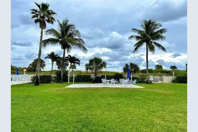 125 S Ocean Avenue #207, Palm Beach Shores, FL 33404 - Photo 25