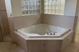 1599 Newhaven Point Ln, West Palm Beach, FL 33411 - Photo 5