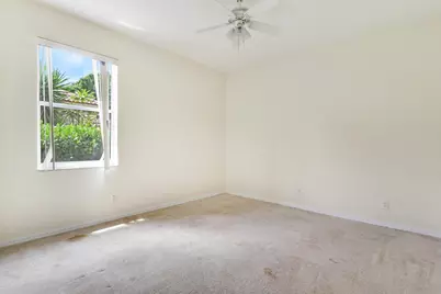 1599 Newhaven Point Lane, West Palm Beach, FL 33411 - Photo 3
