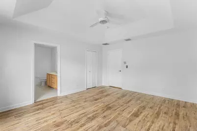 8058 Murano Circle, Palm Beach Gardens, FL 33418 - Photo 17