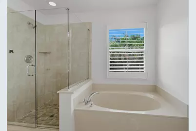 8058 Murano Circle, Palm Beach Gardens, FL 33418 - Photo 43