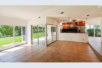 5667 Cameo Drive N, Boca Raton, FL 33433 - Photo 5