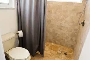 5667 Cameo Dr N, Boca Raton, FL 33433 - Photo 13