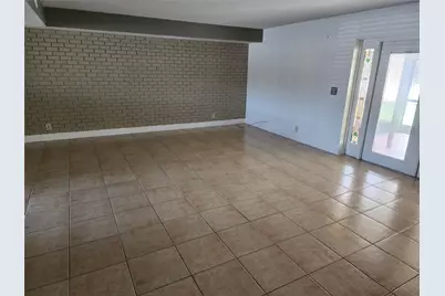 2619 NW 47th Lane, Lauderdale Lakes, FL 33313 - Photo 9