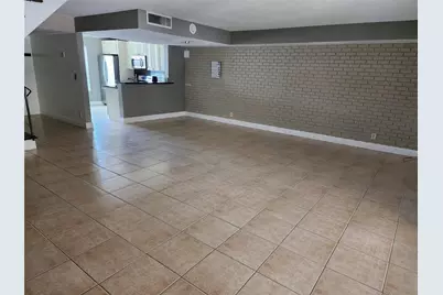 2619 NW 47th Lane, Lauderdale Lakes, FL 33313 - Photo 11