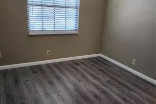 2619 NW 47th Ln, Lauderdale Lakes, FL 33313 - Photo 21