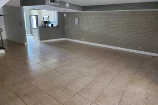 2619 NW 47th Ln, Lauderdale Lakes, FL 33313 - Photo 11