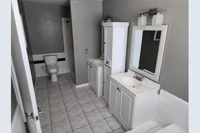 2619 NW 47th Lane, Lauderdale Lakes, FL 33313 - Photo 21