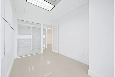 175 SW 7th Street #1600, Miami, FL 33130 - Photo 11