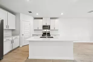 12945 SW Forli Wy, Port Saint Lucie, FL 34987 - Photo 11