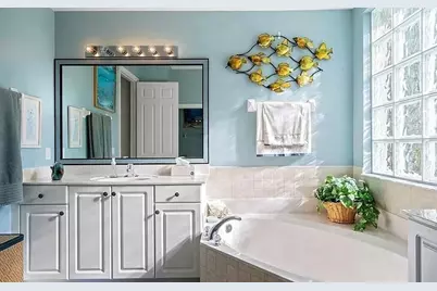 4204 Abington Woods Circle, Vero Beach, FL 32967 - Photo 19