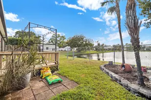 1011 SW 134th Ave, Davie, FL 33325 - Photo 35