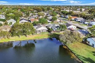 1011 SW 134th Ave, Davie, FL 33325 - Photo 35