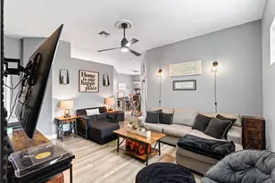 121 Prestige Dr, Royal Palm Beach, FL 33411 - Photo 5