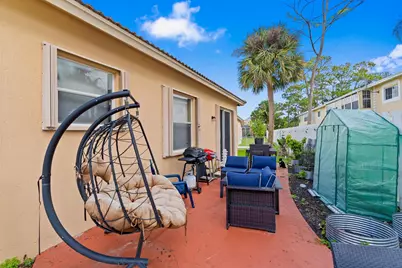 121 Prestige Drive, Royal Palm Beach, FL 33411 - Photo 15