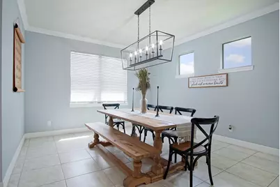 301 SE Huntington Circle, Port Saint Lucie, FL 34984 - Photo 13