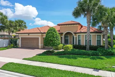 301 SE Huntington Circle, Port Saint Lucie, FL 34984 - Photo 1