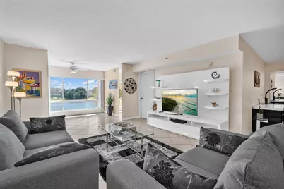 5842 Crystal Shores Drive #302, Boynton Beach, FL 33437 - Photo 9