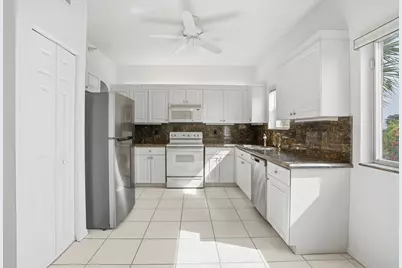 7647 Southampton Terrace #318, Tamarac, FL 33321 - Photo 23