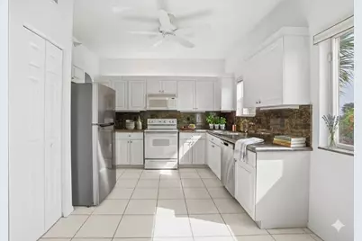 7647 Southampton Terrace #318, Tamarac, FL 33321 - Photo 21