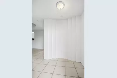 7647 Southampton Terrace #318, Tamarac, FL 33321 - Photo 5