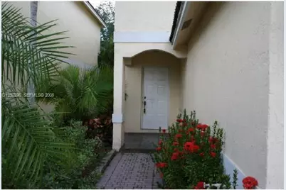 9711 NW 2nd Street, Coral Springs, FL 33071 - Photo 3